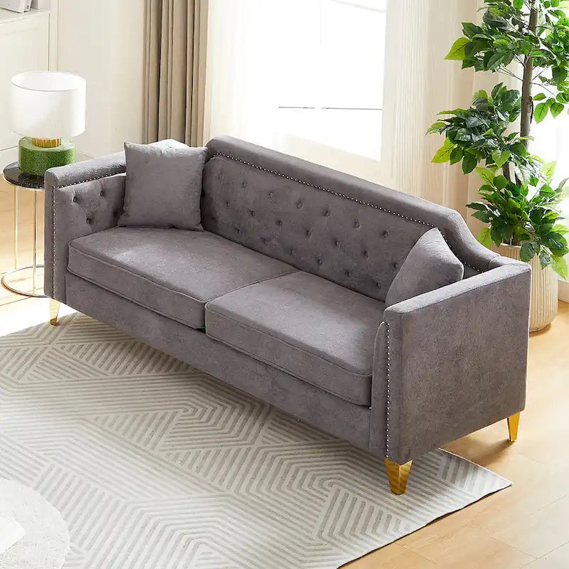 Canapé en tissu chenille Mid-Century Modern avec pieds en métal doré et clous décoratifs